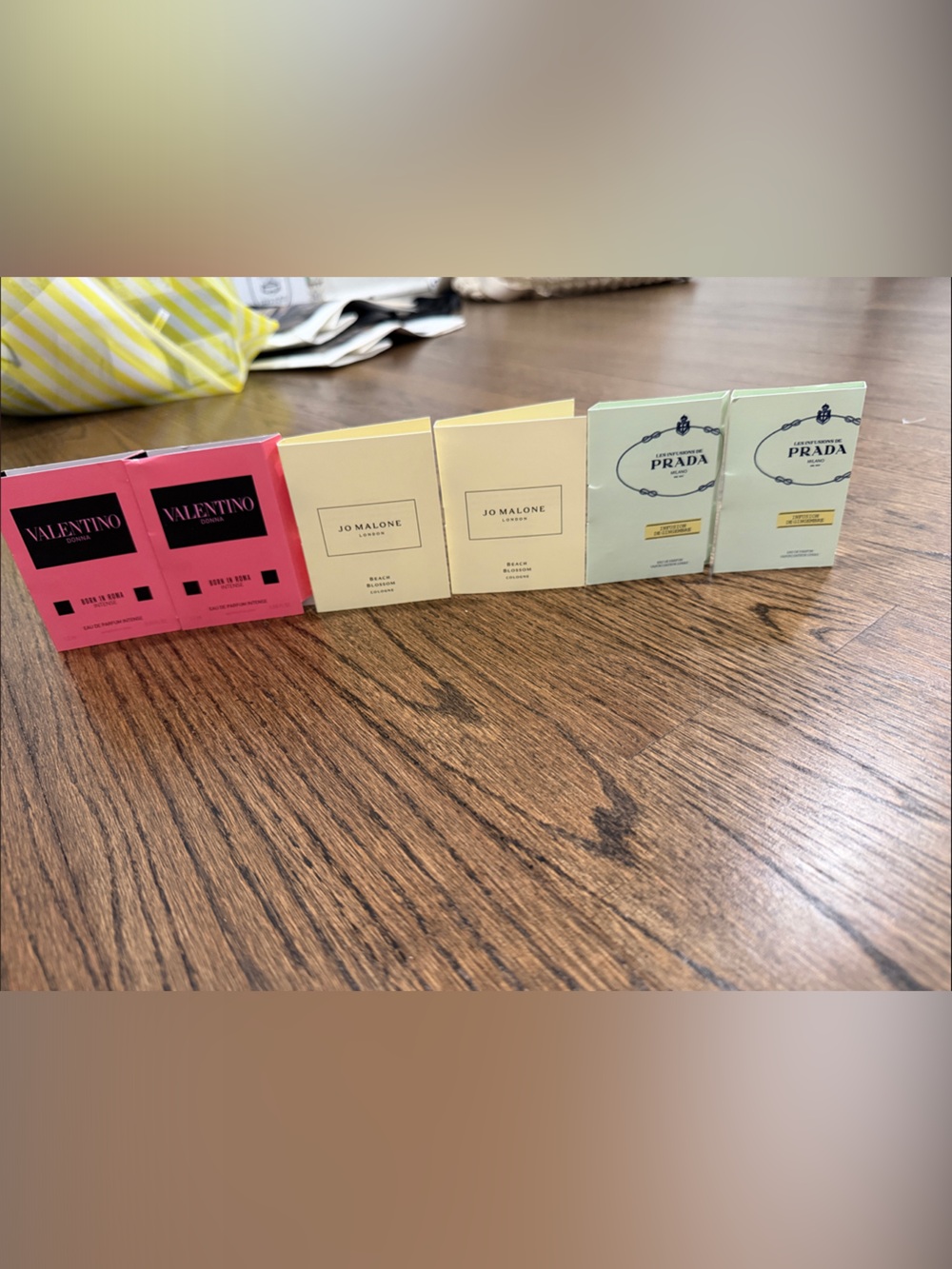 Set of 6 Prada, Jo Malone & Valentino Fragrance Sample Pack
